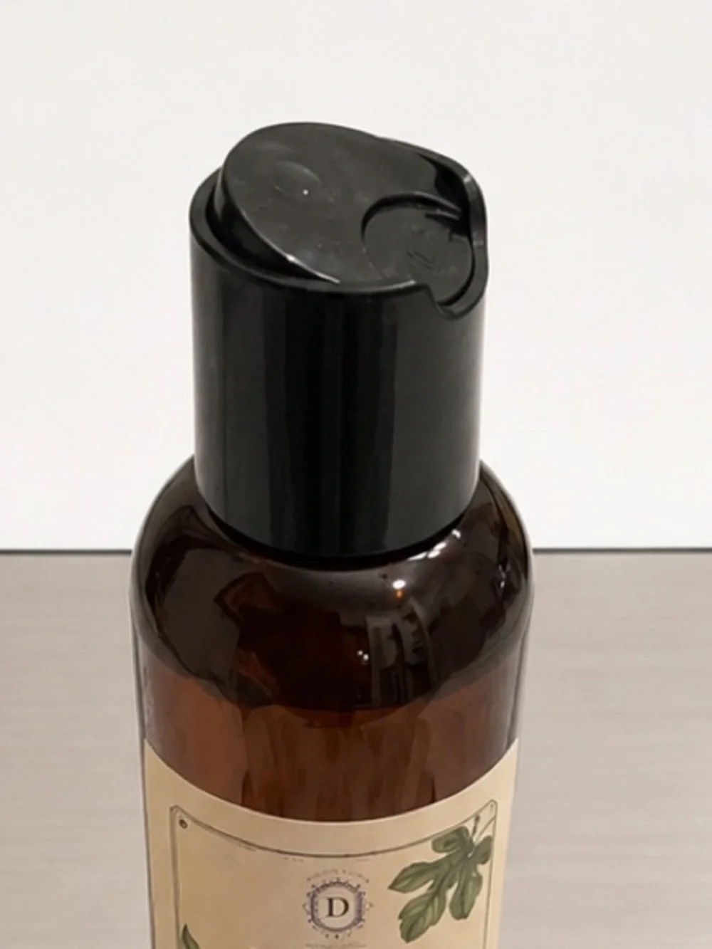 $18 Diptyque Philosykos Shampoo 4 oz Refill | Ritz-Carlton Luxury Hair Care